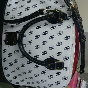 DB white & black purse